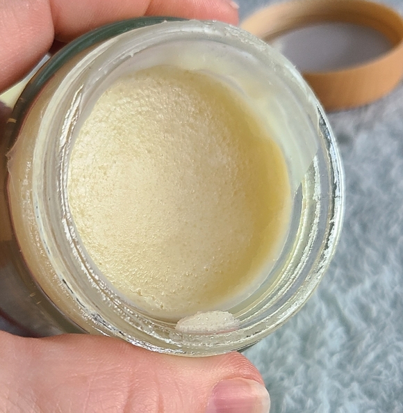 Handcrafted Organic Magnesium Relief Rub - Picture 3 of 6